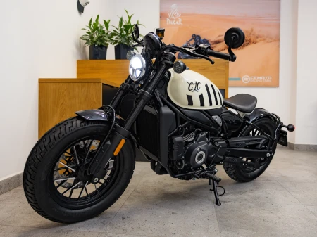 Motocykl CFMoto 450CL-C Bobber | Ivory White