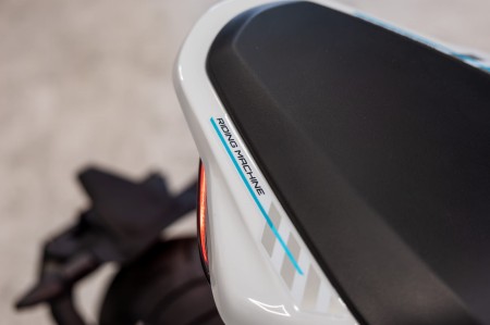 Motocykl CFMOTO 800 NK Advanced | Aerolite Grey
