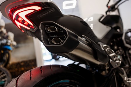 Motocykl CFMOTO 800 NK Advanced | Aerolite Grey