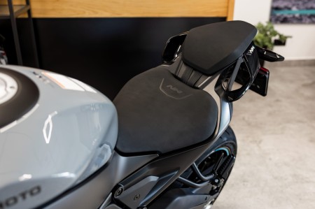 Motocykl CFMOTO 675NK | Tundra Grey