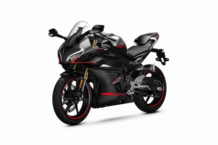 Motocykl CFMoto 450SR | Zircon Black | Wyprzedaż rocznika