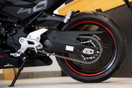 Motocykl CFMoto 450SR | Zircon Black | Wyprzedaż rocznika