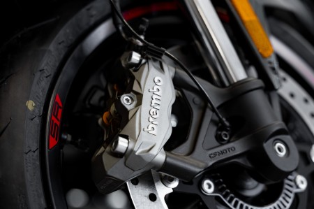 Motocykl CFMoto 450SR | Zircon Black | Wyprzedaż rocznika