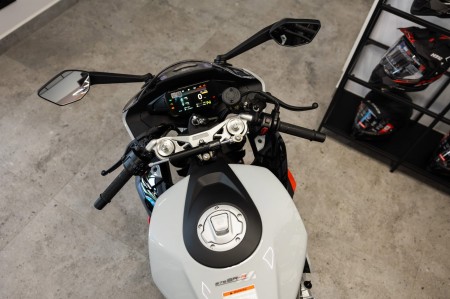 Motocykl CFMOTO 675 SR-R | Aerolite Grey