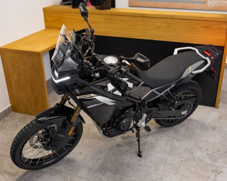 Motocykl CFMoto 450MT Black Edition | MY2026