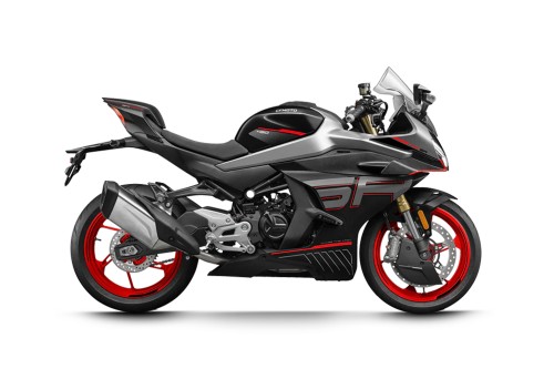 Przejdź do produktu Motocykl CFMoto 450SR | Nebula Black | RP 2025
