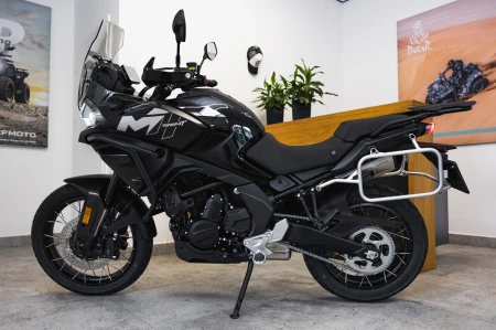 Motocykl CFMOTO 700MT | Nebula Black